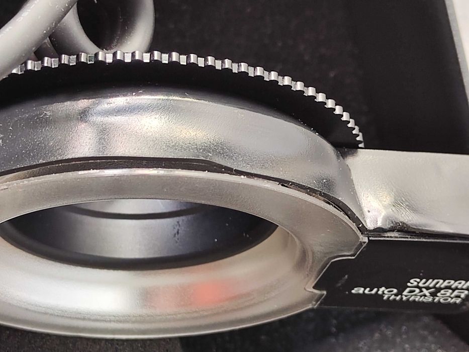 Flash circular Sunpack autoDX 8R para fotografia macro