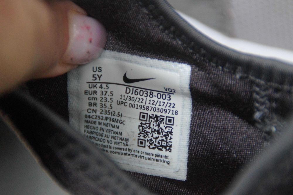 Buty Nike roz.37.5