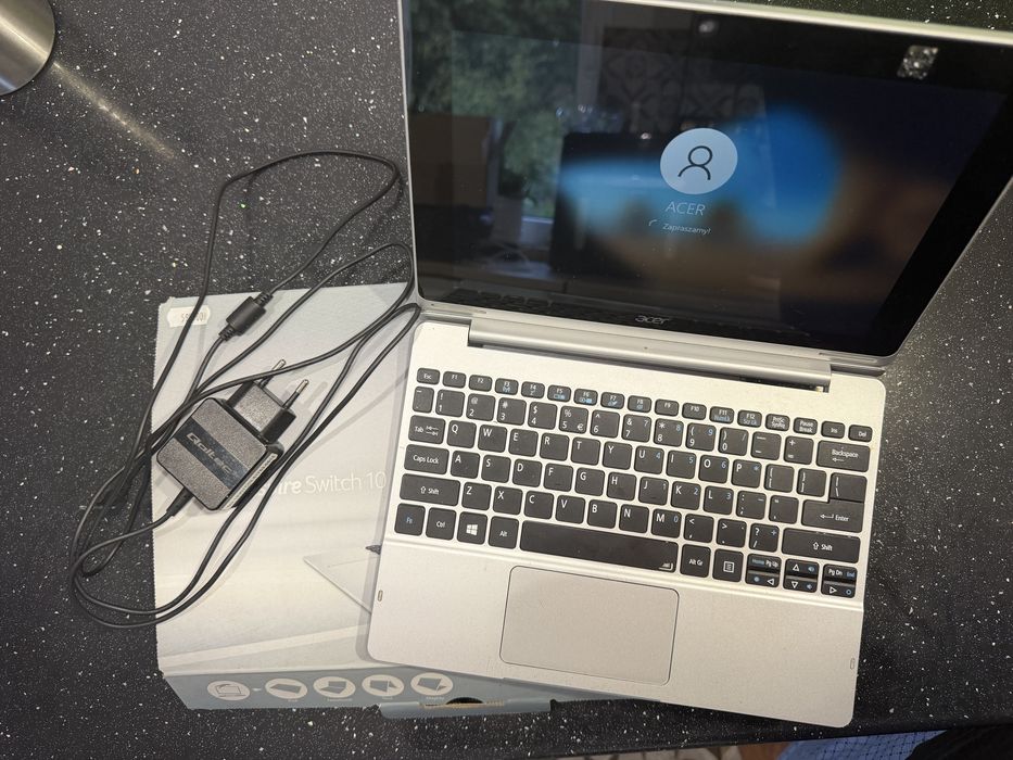 Acer aspire switch 10 laptop tablet w jednym