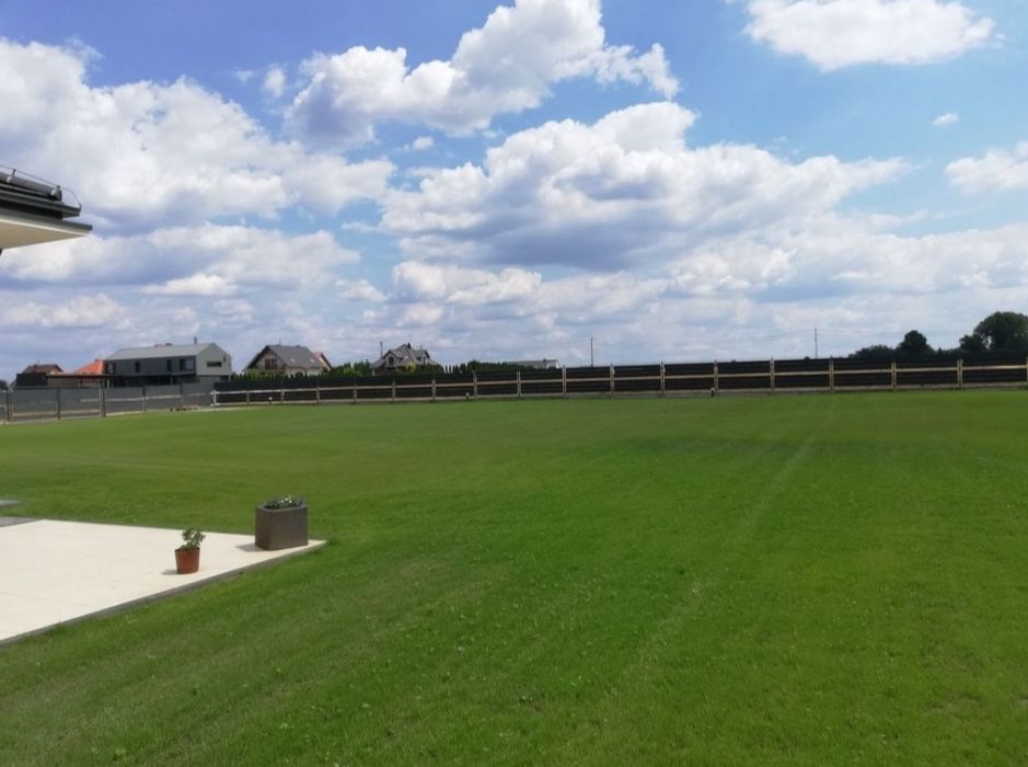 Zakładanie trawników,glebogryzarka separacyjna,minikoparka wywrotka