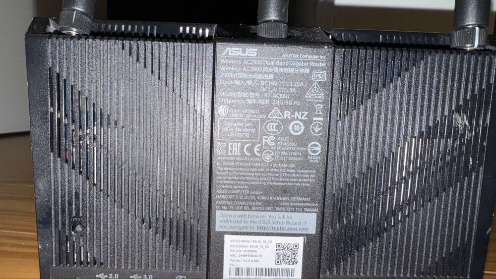 Router Asus RT-AC86U