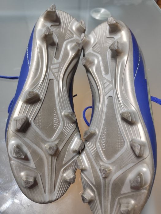 Chuteiras adidas f50