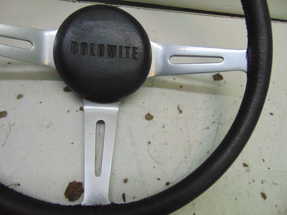 Triumph Dolomite volante