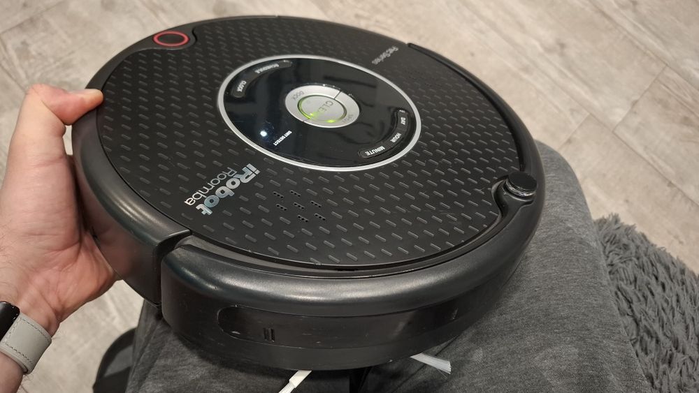 iRobot Roomba 595