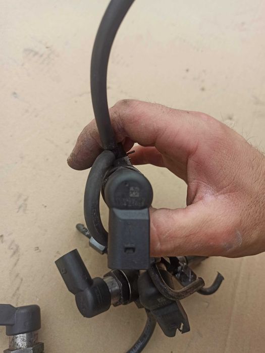 Wtryski Wtryskiwacze FORD MAZDA 2 DE Toyota 02-10.R 1.4 HDI 280 SIEMENS