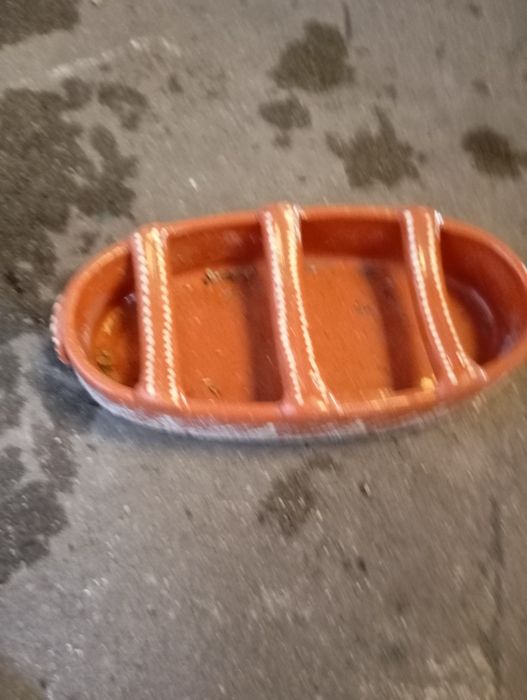Vendo esta peça muita bonita bom estado