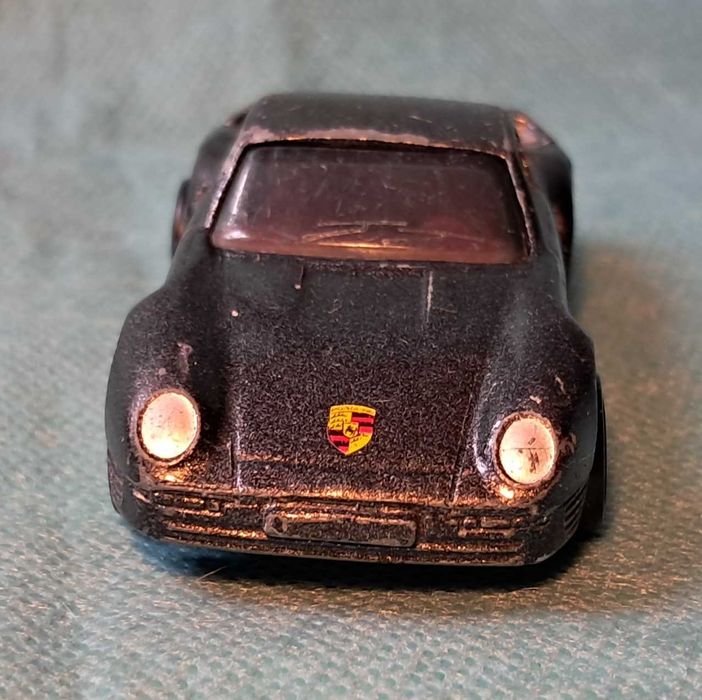 Autko, resorak Matchbox - Porsche 959 z 1999
