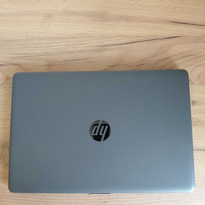 Ноутбук HP 250 G6 15.6" Intel Core i3-7020U DDR4 8Gb SSD 128Gb+HDD 500Gb