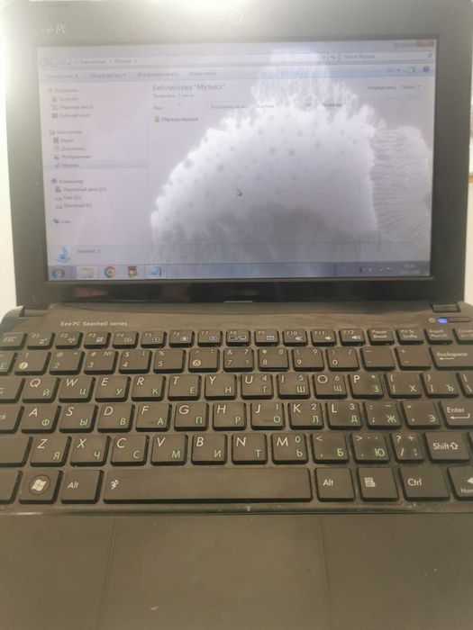 Нетбук Asus eepc