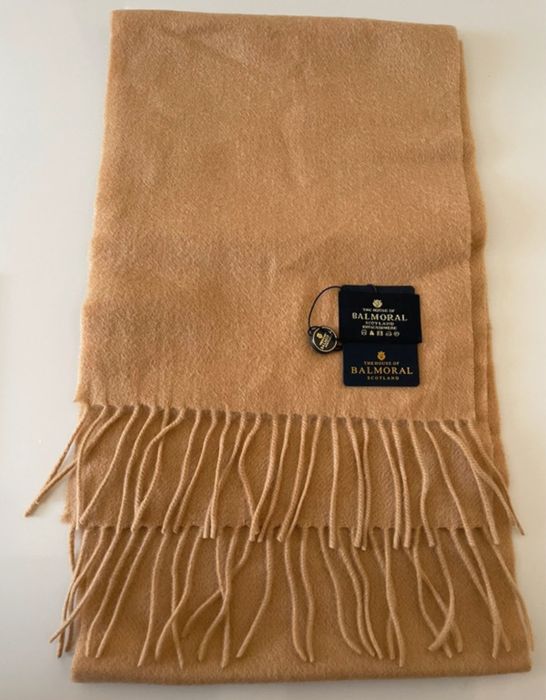 Cachecol camel de mulher com franjas 100% caxemira