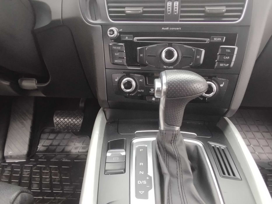 AUDI Q5 2014 S-LINE 2,0 бензин автомат quattro