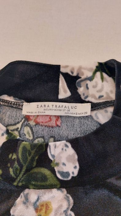 T-shirt estampada marca " Zara "