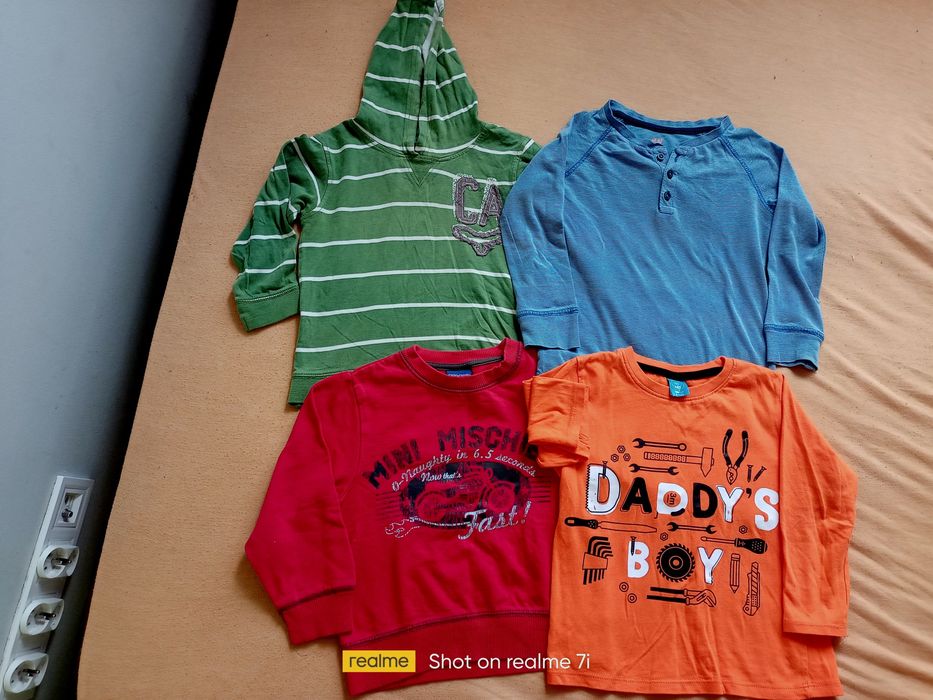 Koszulki z długim rękawem 98/104  8 szt