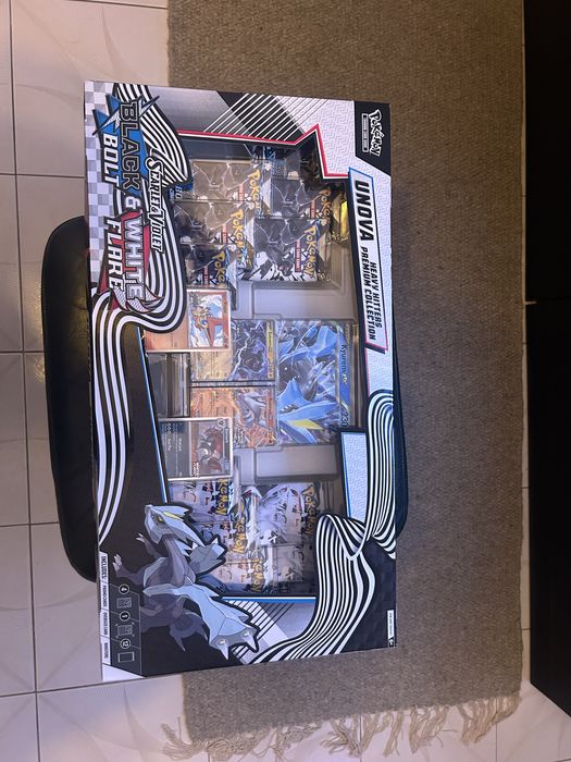 Coleção Premium Pokemon Unova Heavy Hitters TCG SELADO