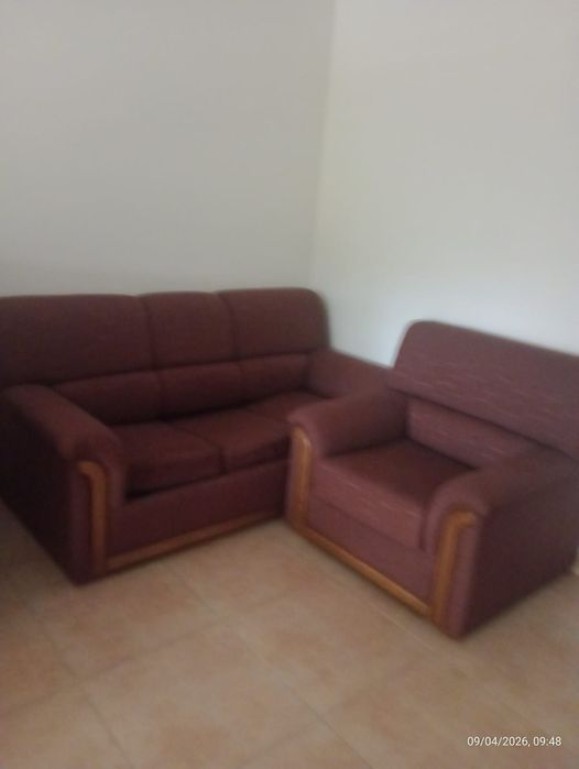 Sofá cama usado em bom estado