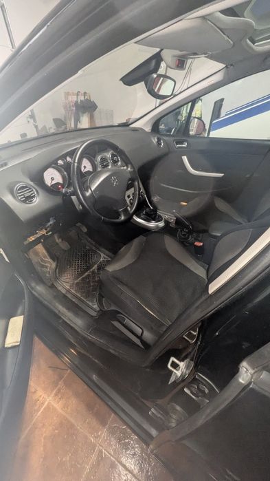Peugeot 308 1.6 hdi 110cv