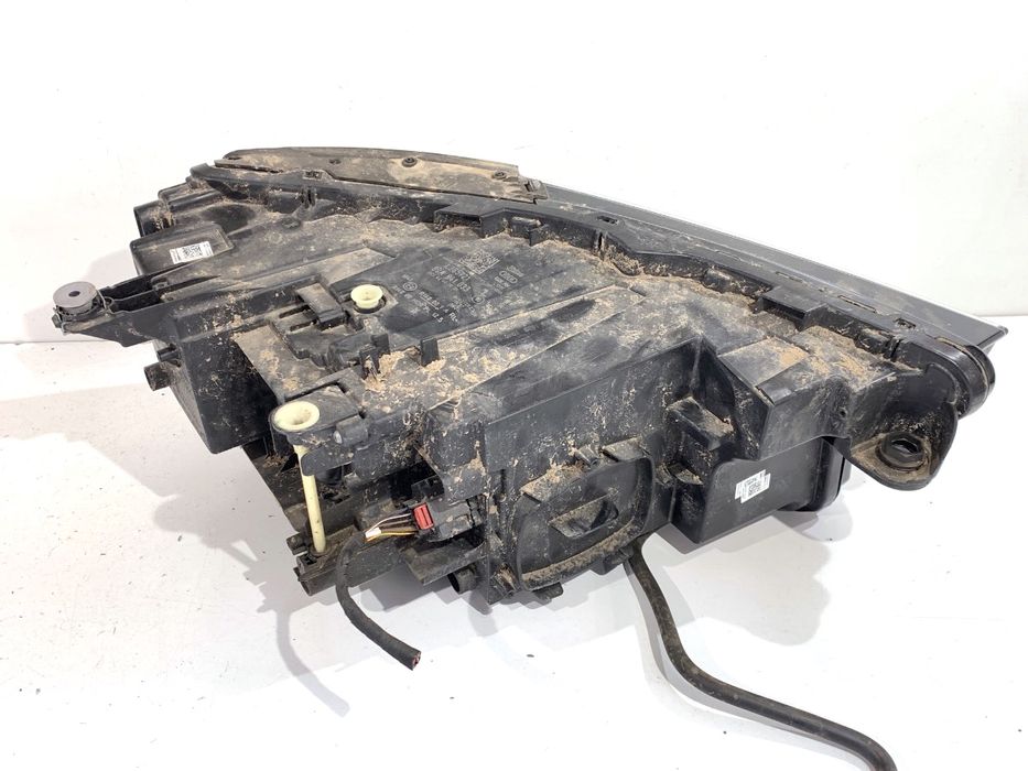 REFLEKTOR LEWY PRZÓD LED AUDI Q4 89A941033 LAMPA