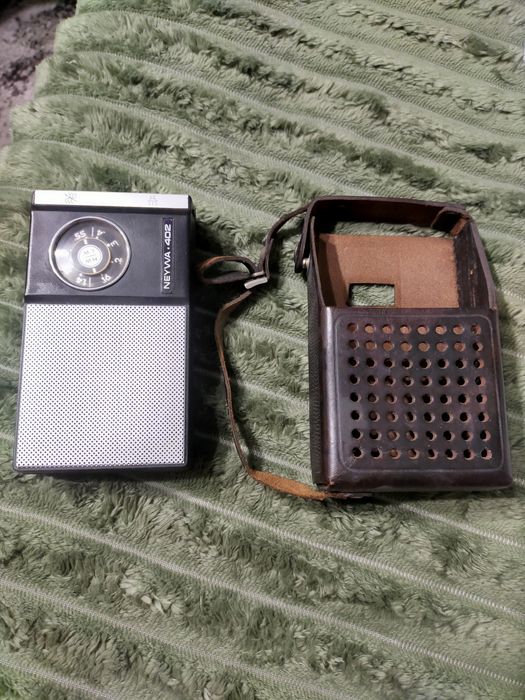 Radio kieszonkowe przenośne ZSRR NEYWA 402
