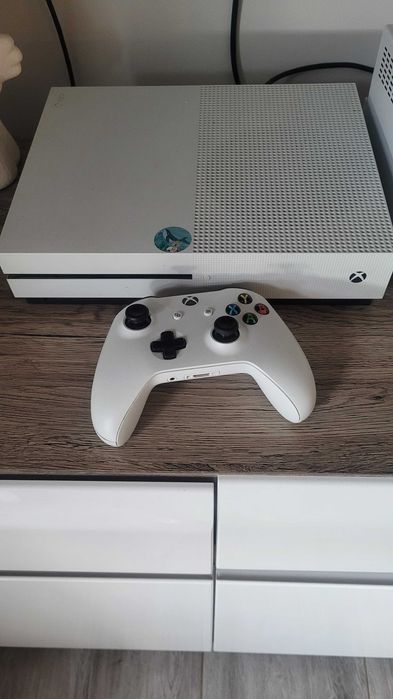 Konsola xbox one s 1 tb