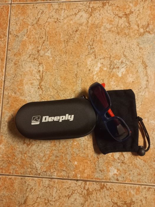 Óculos de sol de criança deeply