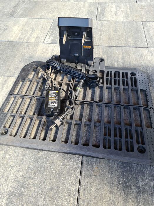 WORX Landroid L800 WR148E – bateria 4 Ah + stacja