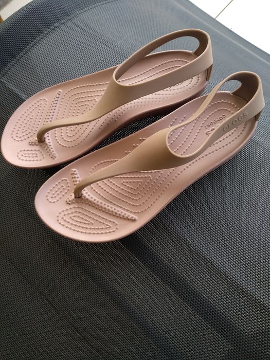 Crocs Serena Flip W8 38-39