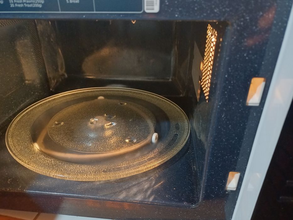 Microondas Samsung 23l em cerâmica