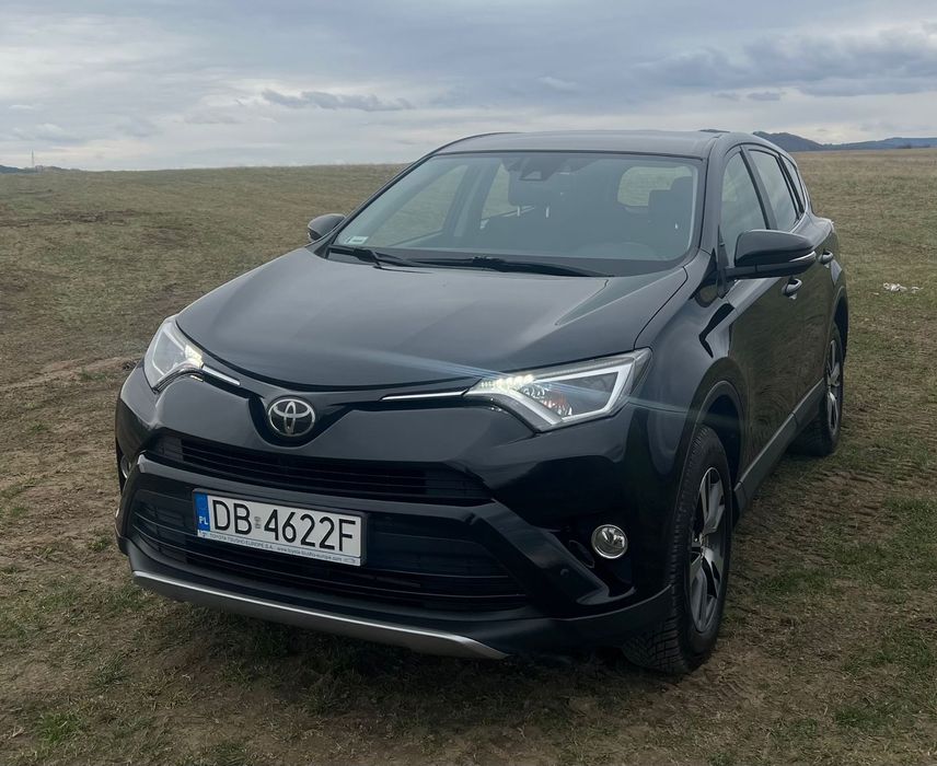 Toyota RAV4 OKAZJA Toyota RAV4 4x4