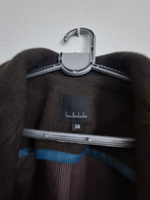 Casaco castanho de pelos