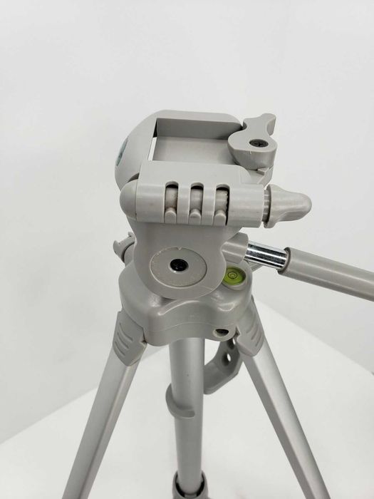 Targus TGT58TR Tripod - Digital Cameras and Camcorders64729619885059123