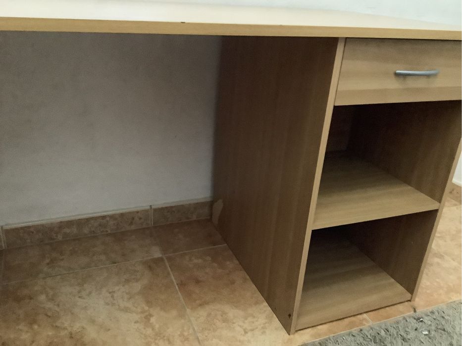 Mesa escritório / Secretária