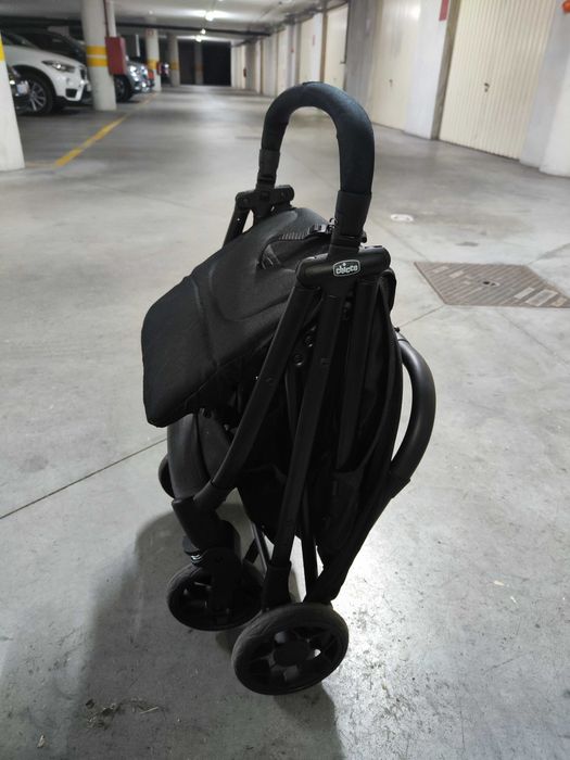 Carrinho de Bebé Chicco Urbino Preto
