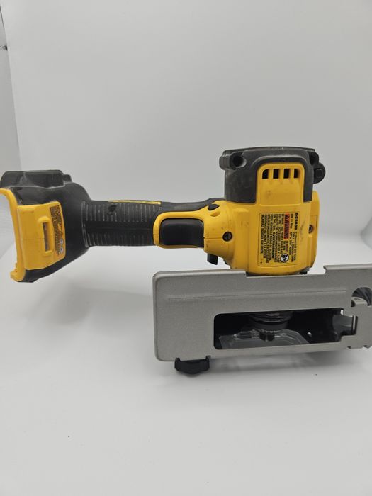 Szlifierka DeWalt DCS438