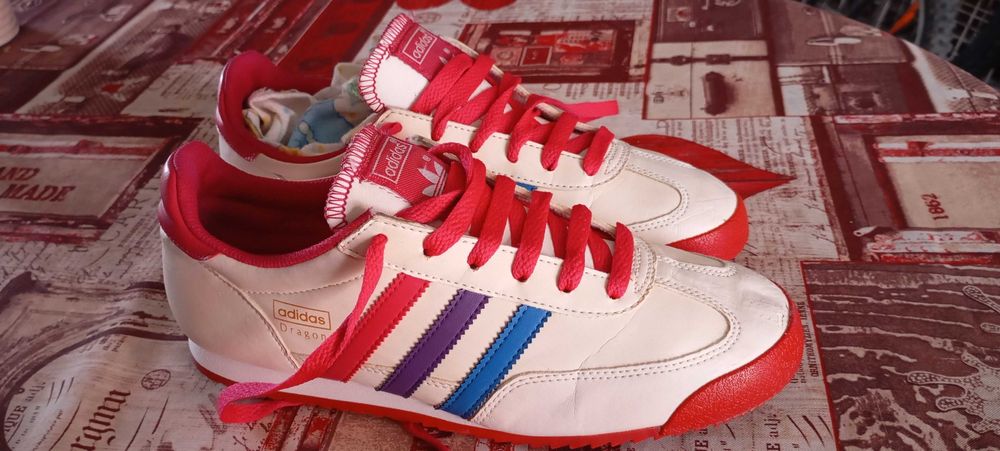 Ténis Adidas Originals Grade School Dragon J branco rosa roxo nº40