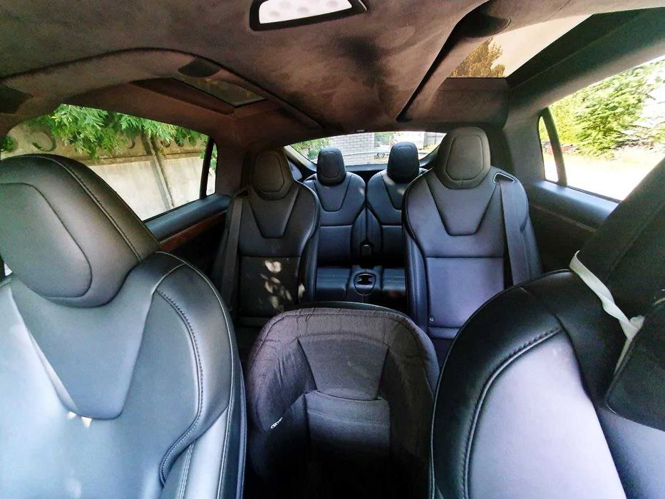Tesla Model X 2019 VIN 5YJXCBE26LF231308 фото оголошення 14 з 19