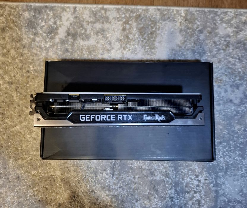 RTX 3070 Palit GameRock