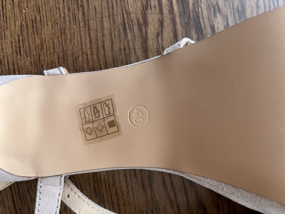 Sandalki na platformie i szpilce, nowe