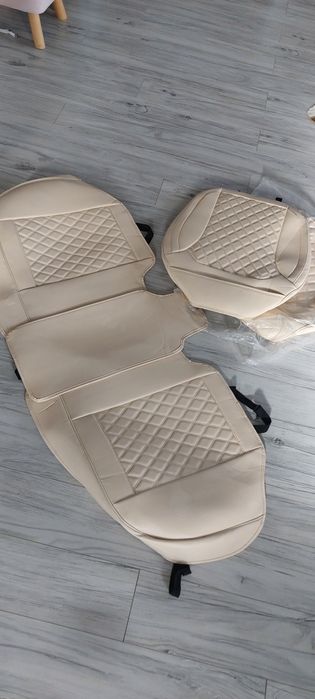 Pokrowce beżowe z eko skóry samochodowe