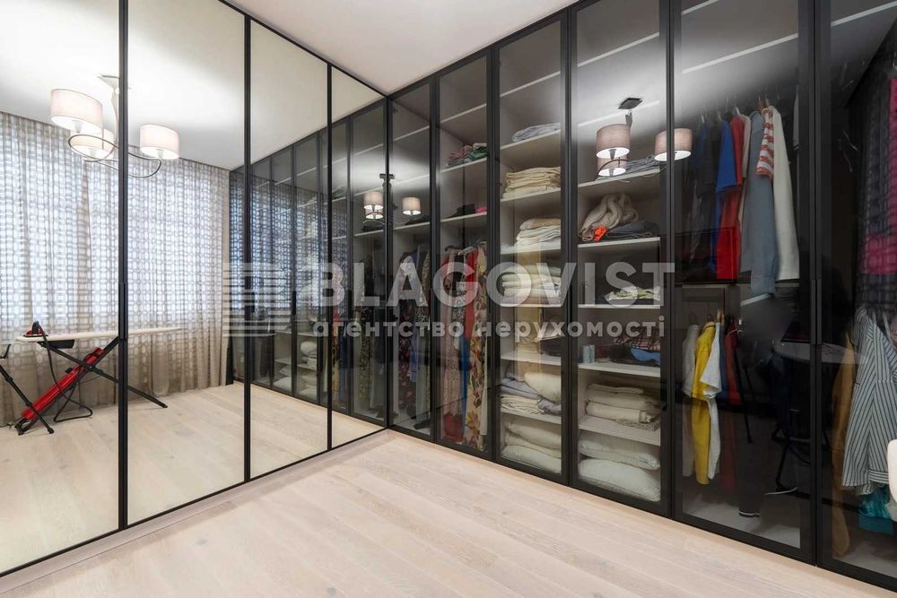 Продаж будинок 550м з ремонтом Осокорки Київ Дніпро вул Садова