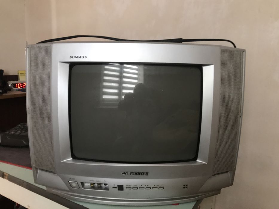 Продам телевізор