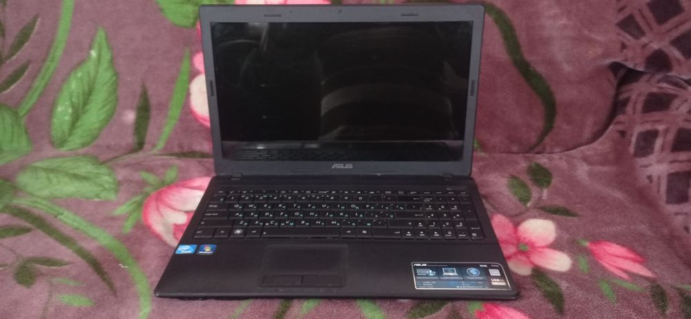 Ноутбук ASUS 111111