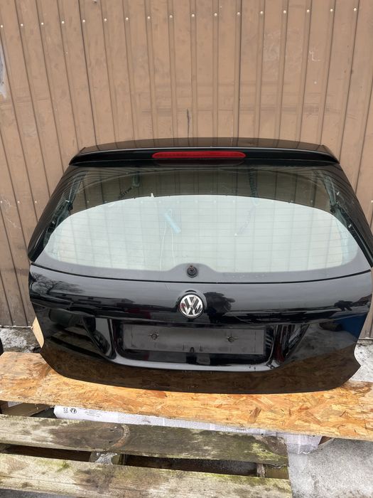 Klapa bagażnika golf V-VI kombi