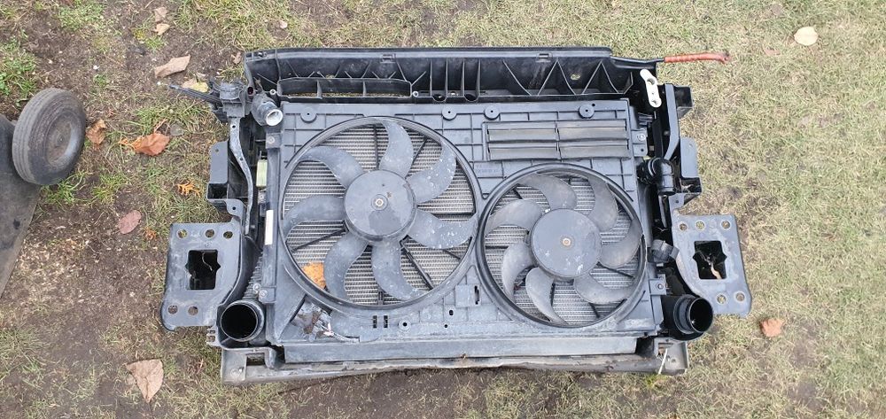 VW Tiguan 10r 2.0TDI kompletny pas przedni chłodnice