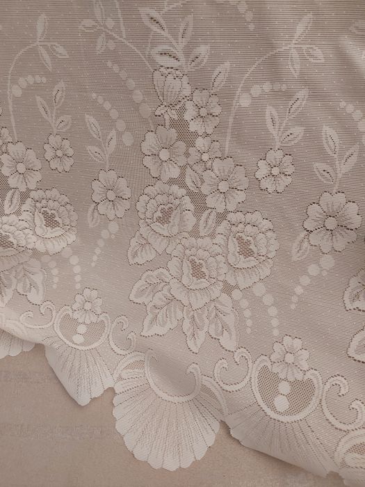 Firana biała wzorzysta