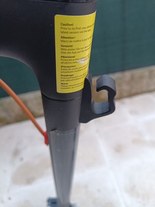 Xiaomi Mi Electric Scooter 3 com amortecedor
Amortecedor 
Pastilhas tr