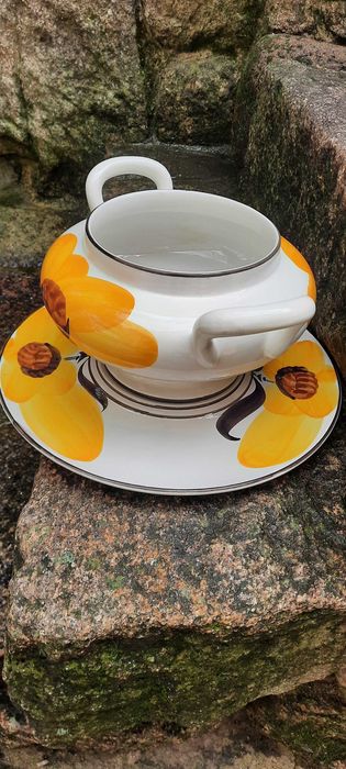 Ceramica antiga glória de Alcobaça  sopeira