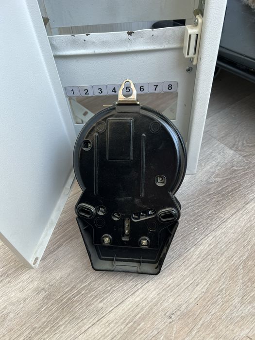 Щиток электро, с счетчиком этектроэнергии