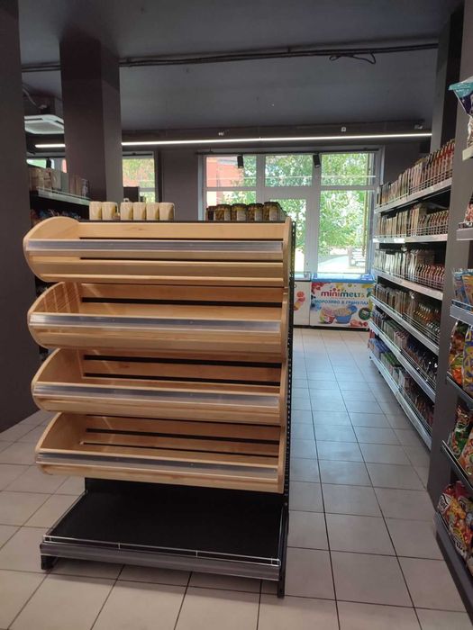 Торговые стеллажи. Стелаж. Кассы. Витрины. Хлебные, кондитерские полки