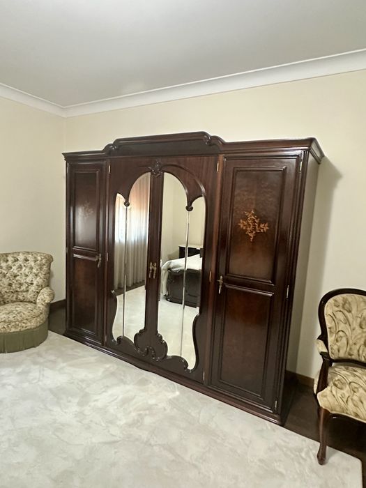 Mobilia completa de quarto- em excelente estado