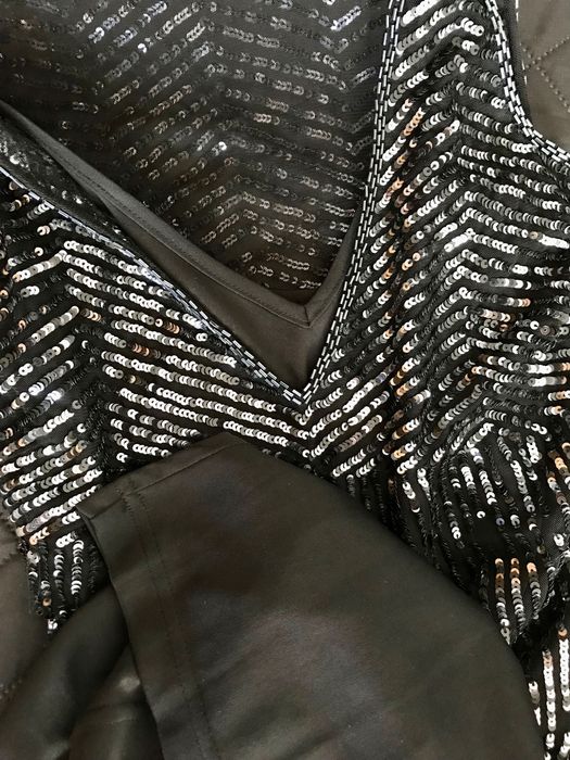 Vestido preto de lantejoulas - Mango (XS)
